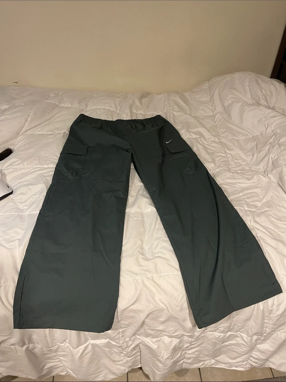 Nike Men's Dark Green Cargo Pants